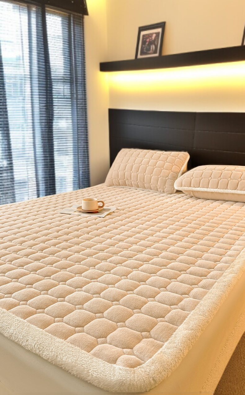 밀키드 두꺼운 보온 매트리스 전체 이미지