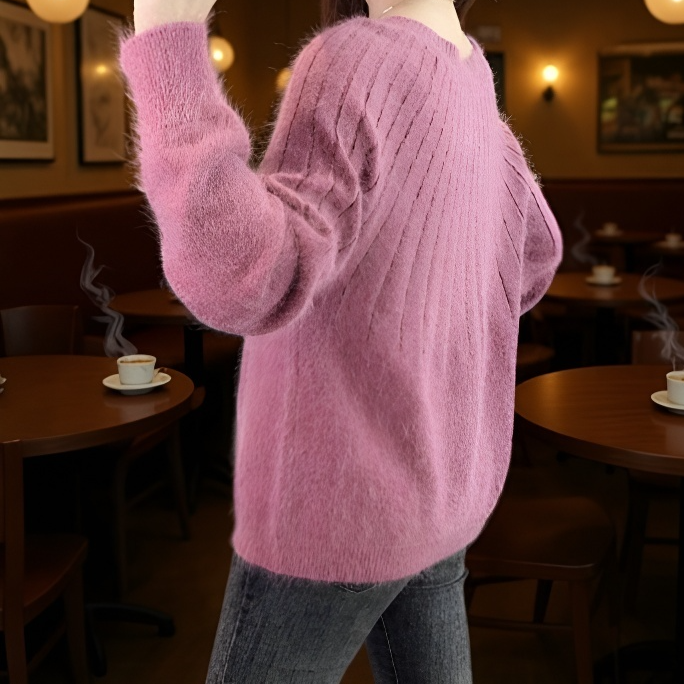 Modischer Damenpullover für Herbst und Winter