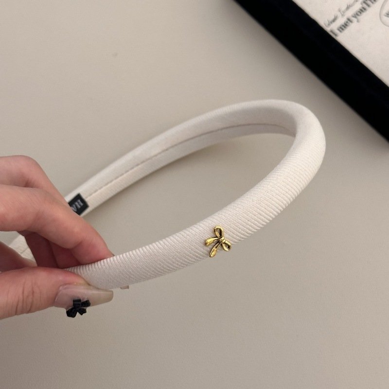 Modne opaski damskie