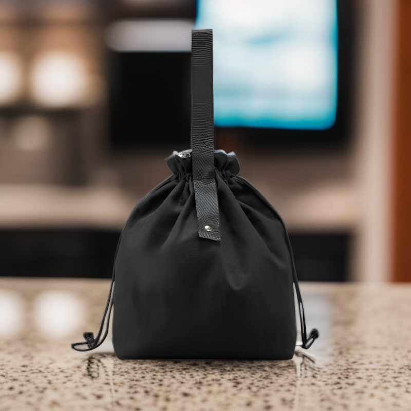 스트링 파우치 런치백