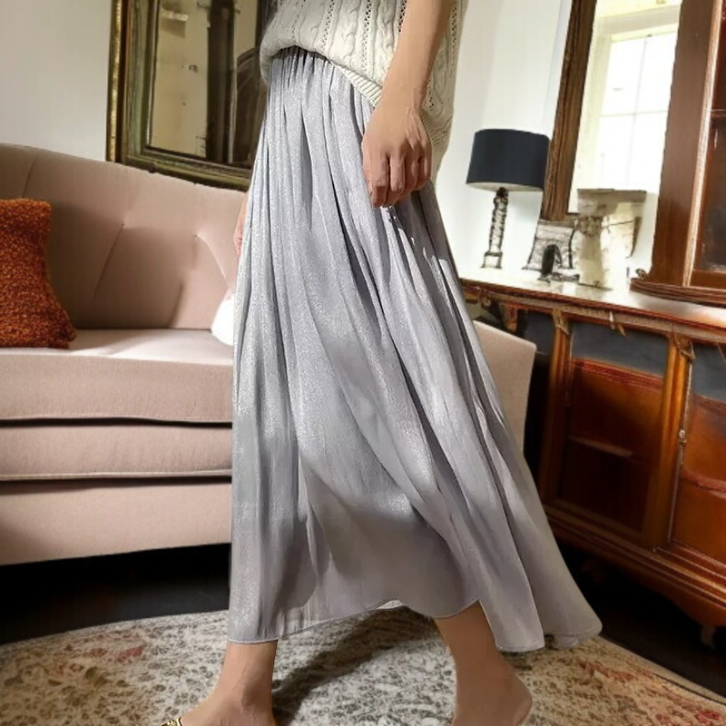 로맨틱 무드의 커팅 디테일 확대