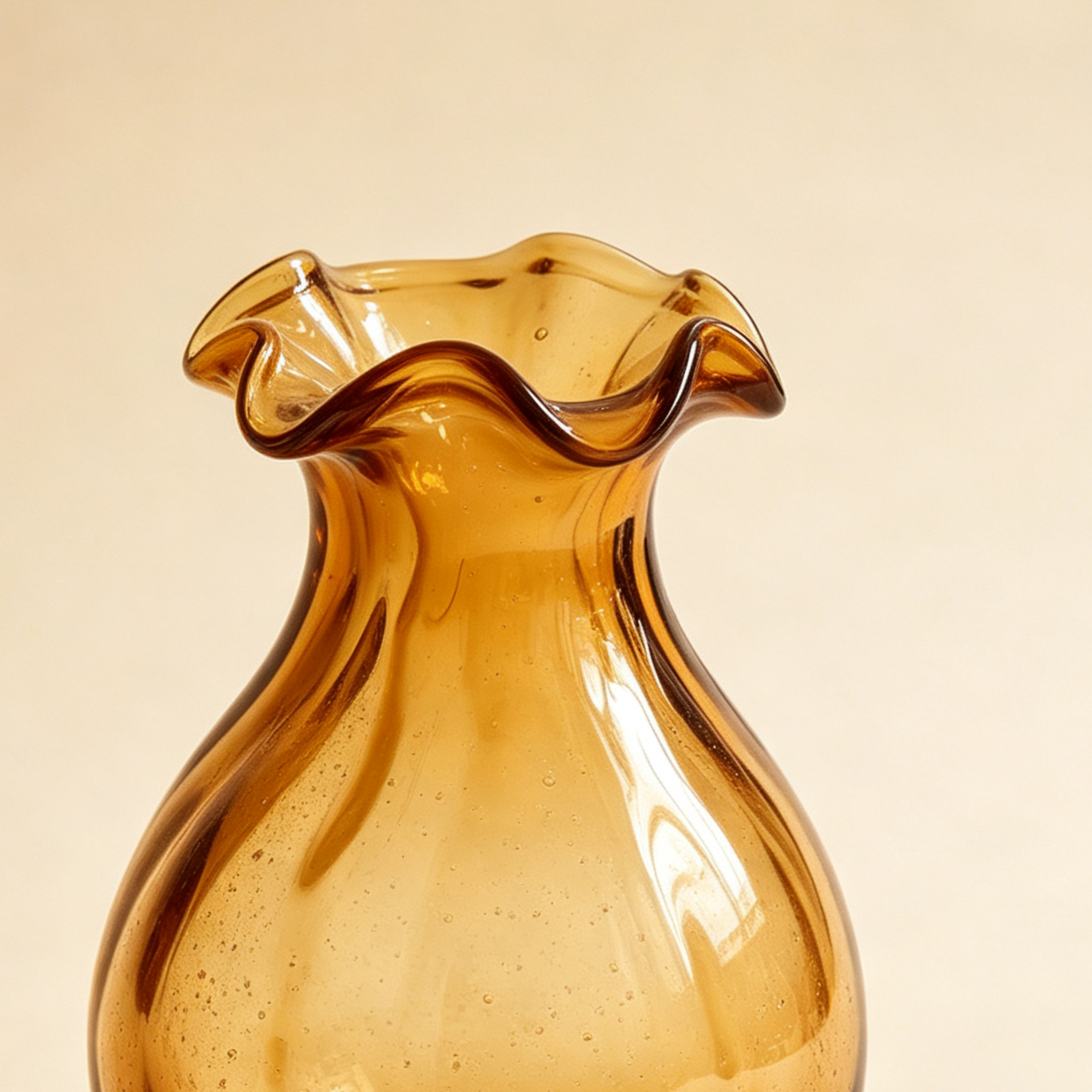 Wavy-edged amber glass vases (3 pieces)