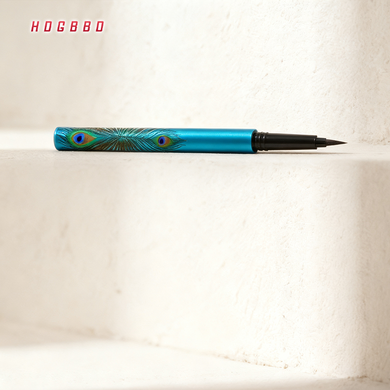 อายไลเนอร์กันน้ำเนื้อละเอียดพิเศษ