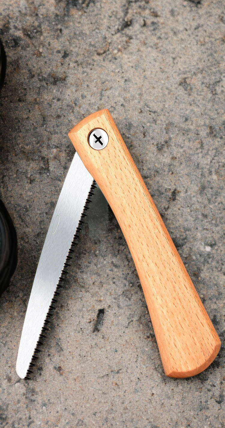 강력한 절삭력의 미니 목공 전동톱 디테일