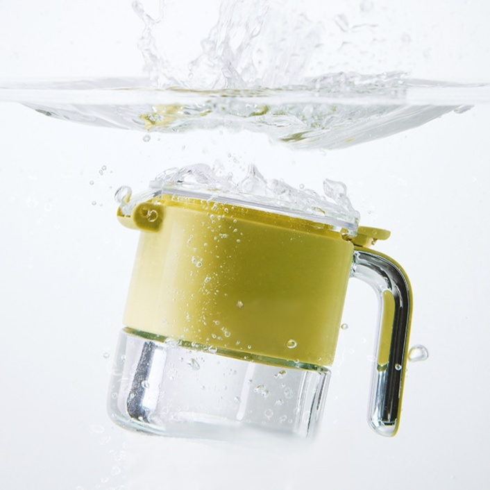 Verschlossene Gewürzgläser