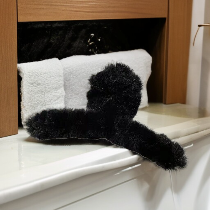 Haarklammer im Haifisch-Design