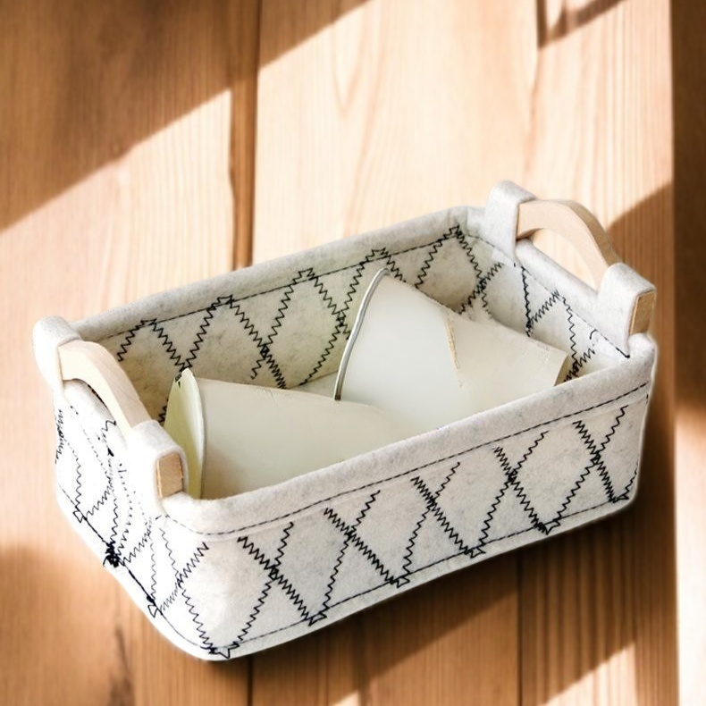 Detailansicht Stoffkunst Müllaufnahmebox