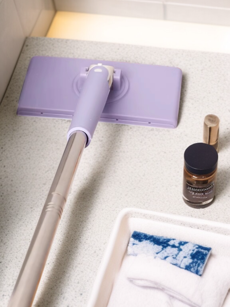 플랫 밀대의 넓은 청소 면적 이미지