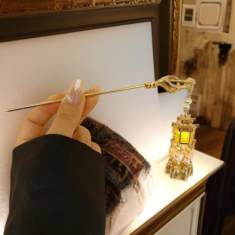 蝶々モチーフの高級感ある中華風ヘアピン・漢服用髪飾り・かんざし