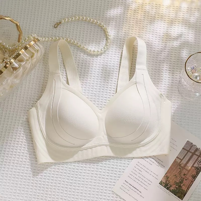 Partitioned Gathered Lifting Wireless Bra