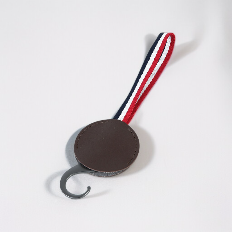 차량 뒷좌석 후크