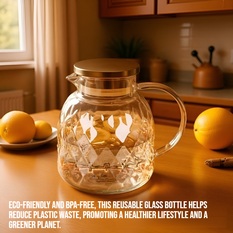 Eco-friendly borosilicate glass water bottle with lid