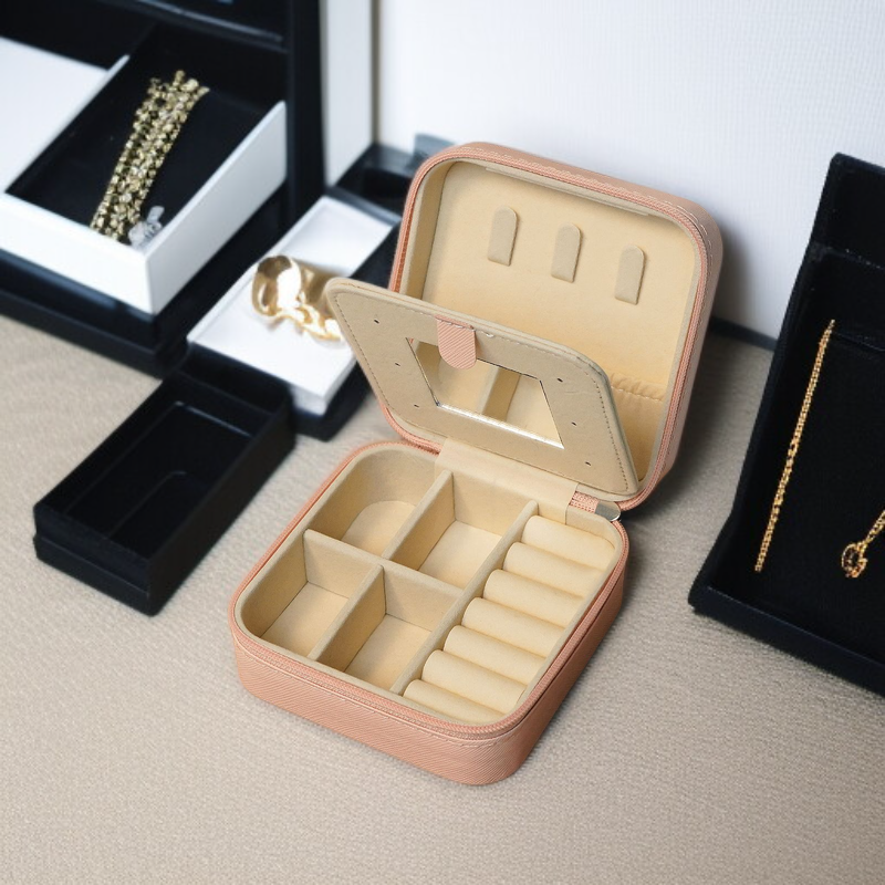 Tragbare kleine Schmuckbox für Reisen