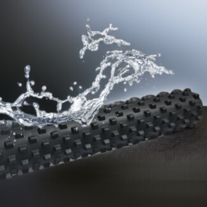 Detalle de los dientes de lobo en el rodillo de masaje