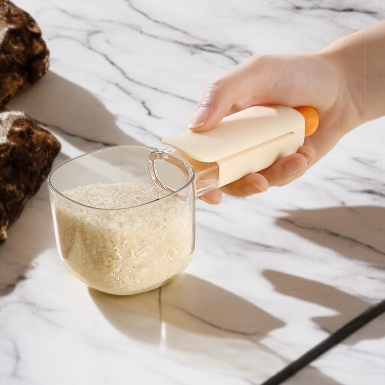 ステンレス製多機能ひしゃくの耐久性紹介