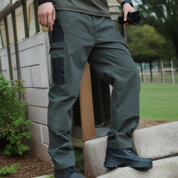 ミリタリー風デザインのアウトドアメンズズボン