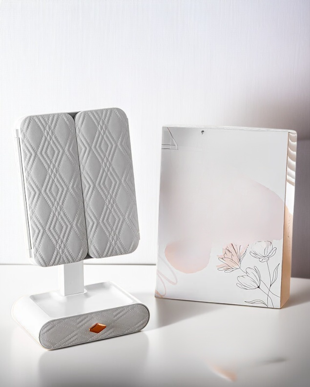 선명한 반사의 LED 뷰티 거울