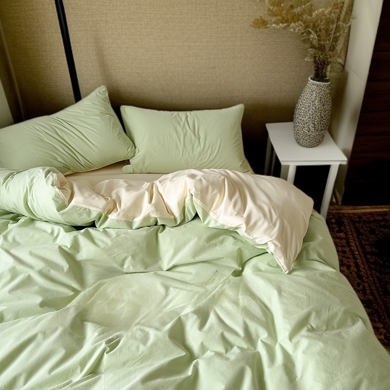 シンプルな無地の4点寝具セット