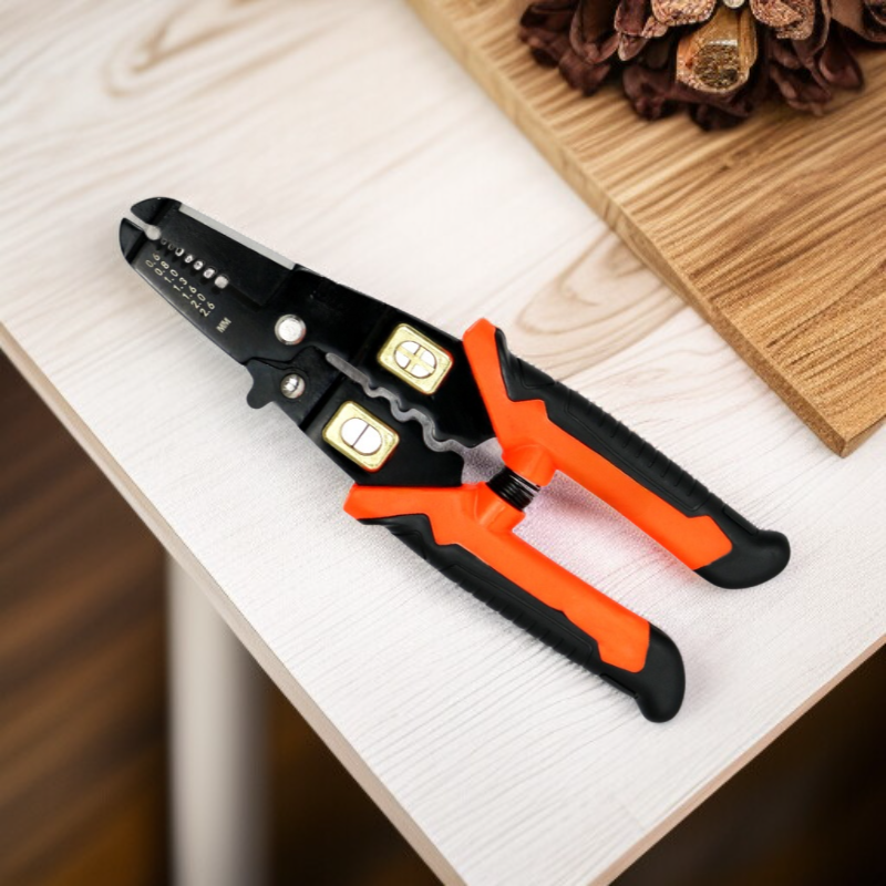 多機能ワイヤーストリッパー
