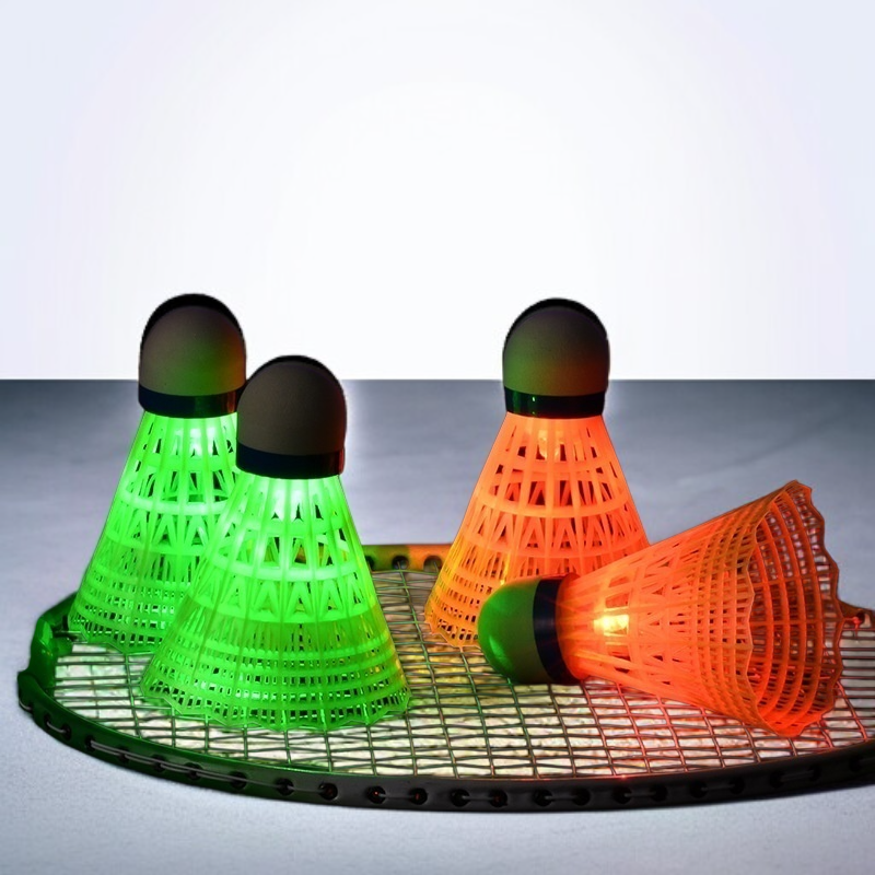 屋外用プロ仕様の発光バドミントンラケット