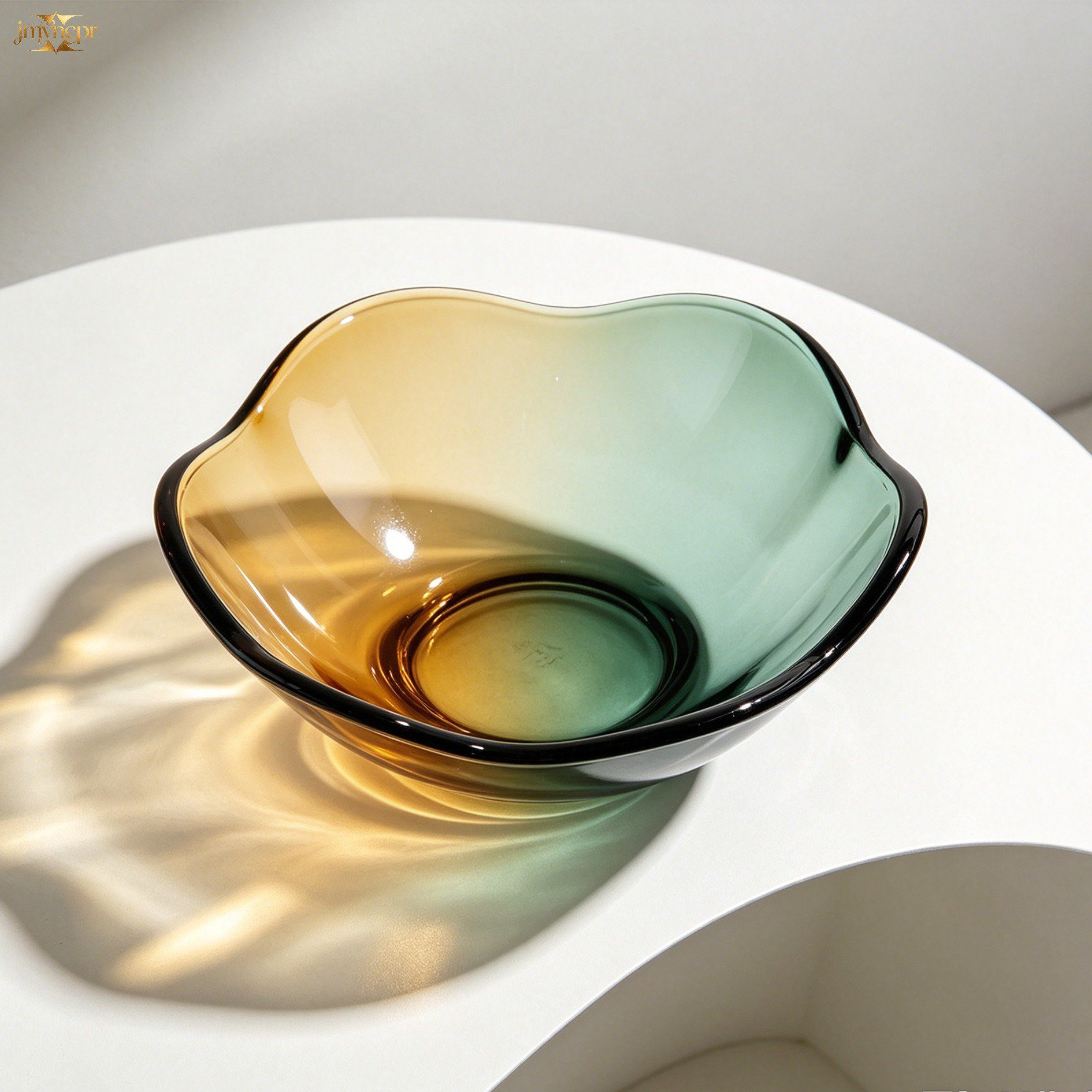 Set of 6 gradient glass fruit plates for elegant serving