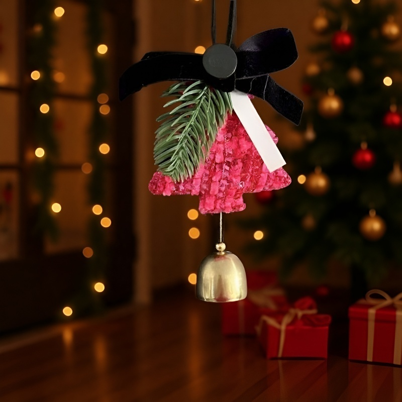 Ręcznie robione ozdoby choinkowe z drewna