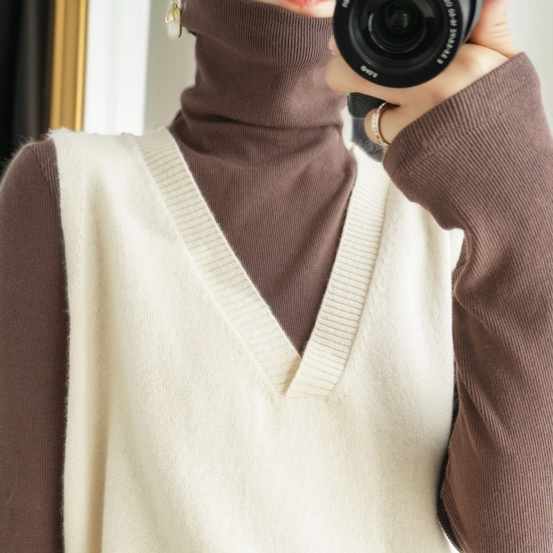 Vネックニットウエストコートウエストコート女性外部摩耗の秋と冬の新しいセットヘッド肩馬クリップ緩いノースリーブボトムシャツジャンパー