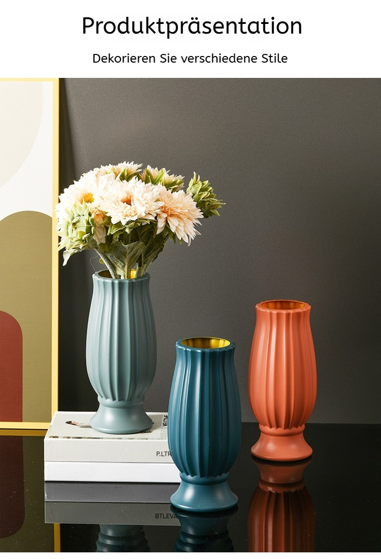 Wohnzimmer Dekoration mit moderner Vase