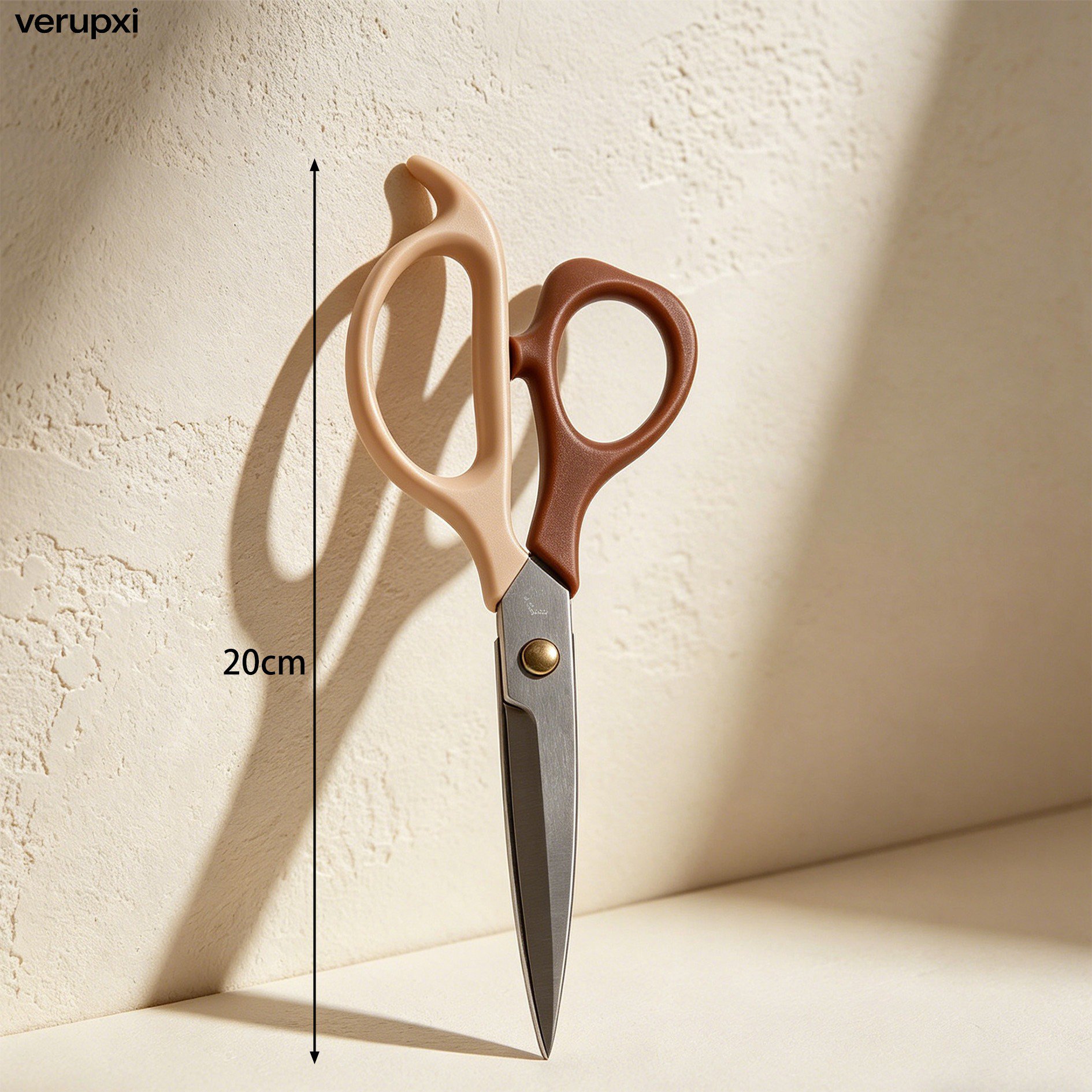 Durable office scissors suitable for daily use