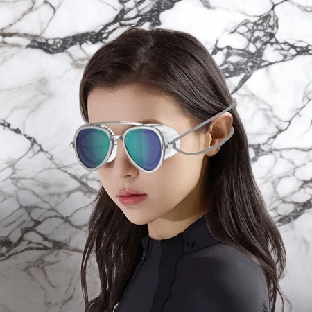 편안한 착용감의 투명 수영 고글