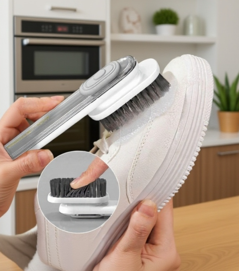 강력한 세정력의 신발 브러시 클로즈업