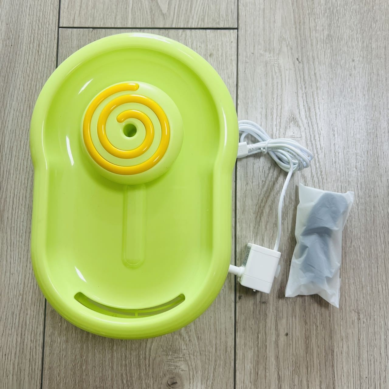 猫犬兼用ウォーターディスペンサー