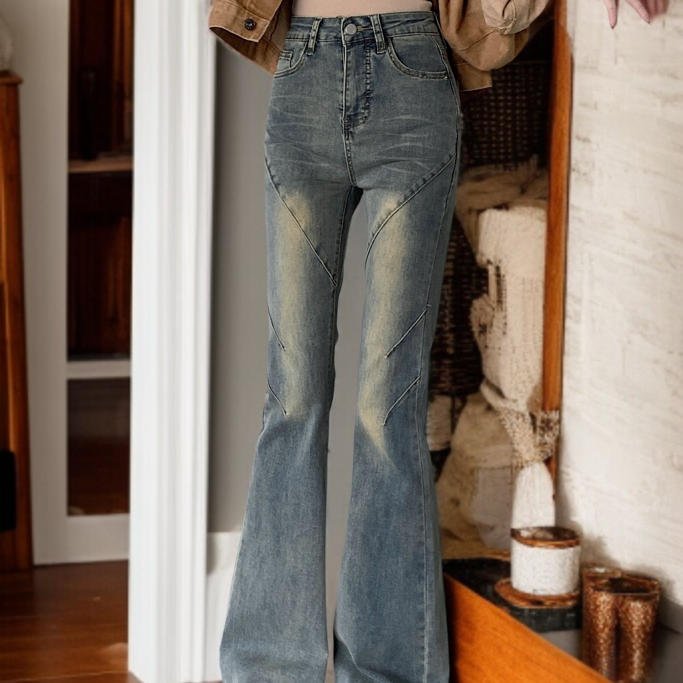 後ろ姿も美しいレディースジーンズ