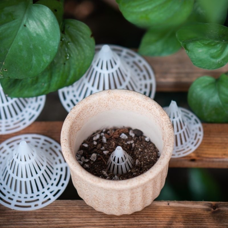 通気性抜群の円錐型鉢底ネット・根腐れ防止マット