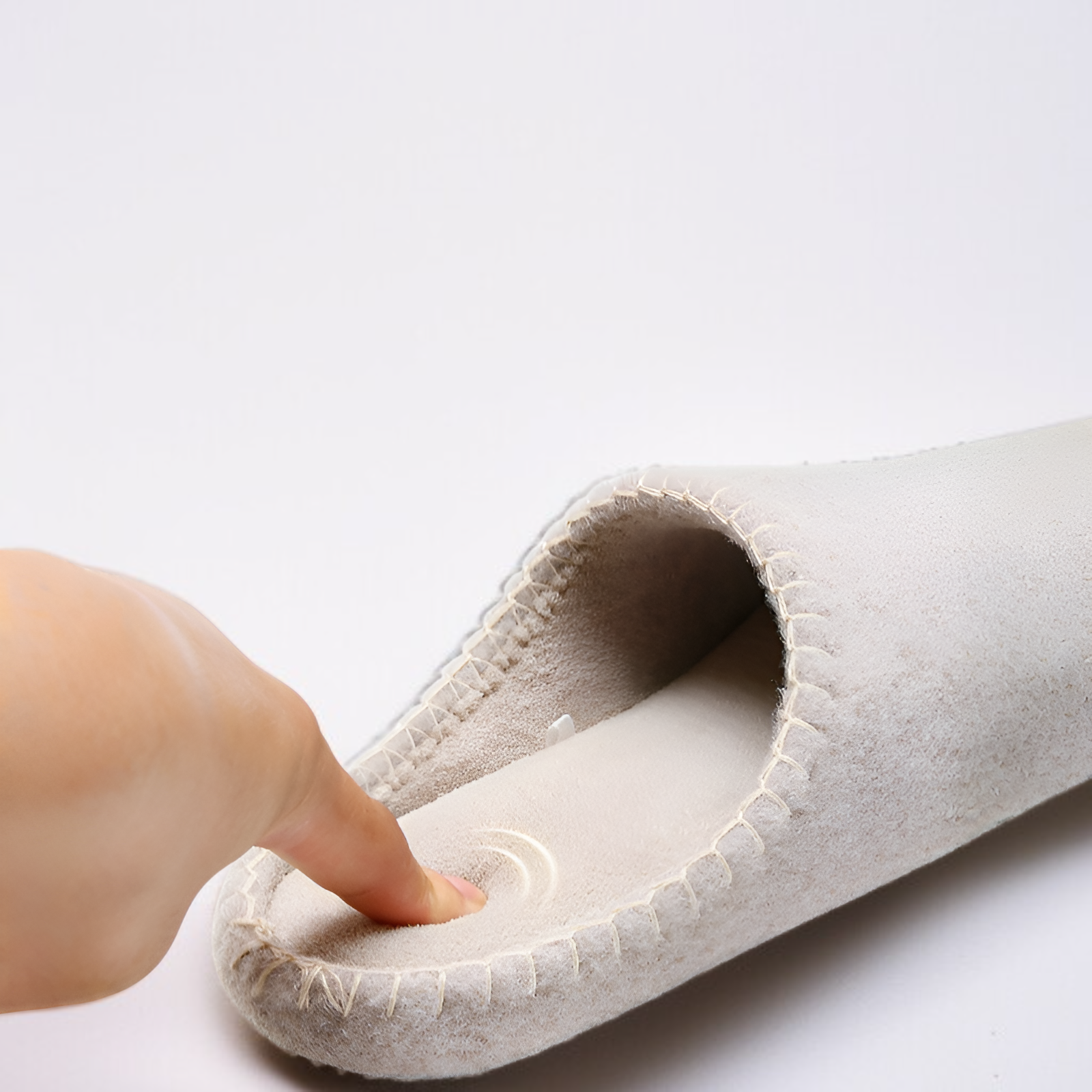 Podzimní a zimní domácí pantofle