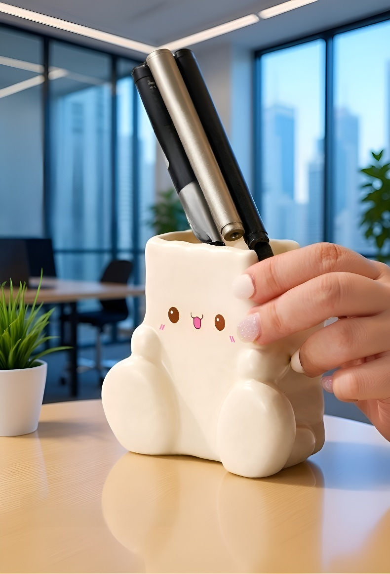 かわいいデスクトップペン立ての使用例