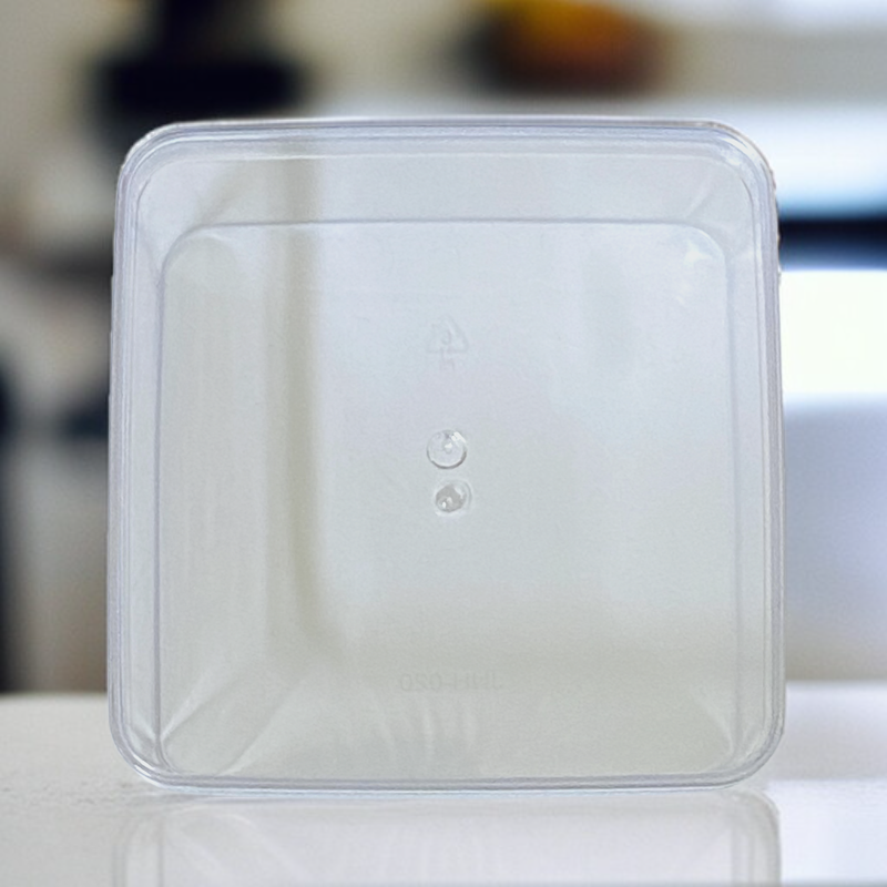Boîte carrée transparente pour gâteaux et desserts