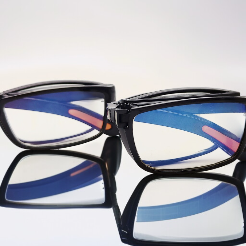 Fashionable Leather Case Folding Reading Glasses