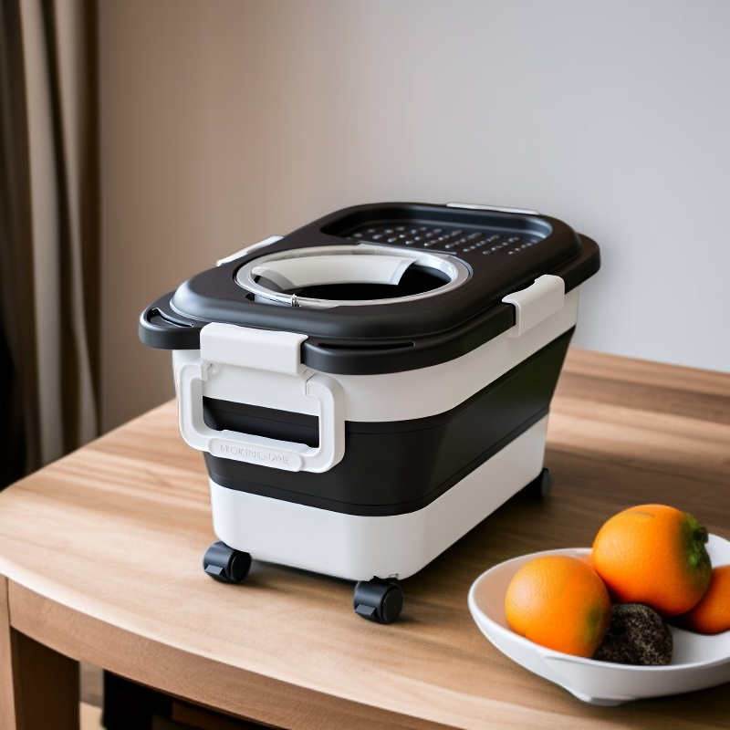 Household sealed folding grain storage bucket