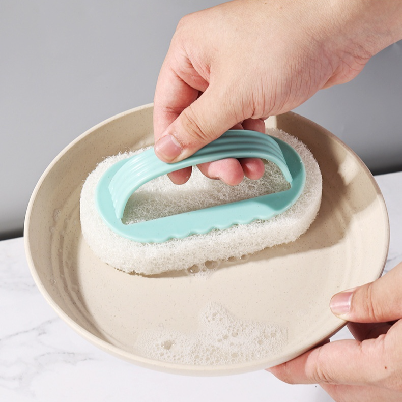 Cepillo doméstico de usos múltiples