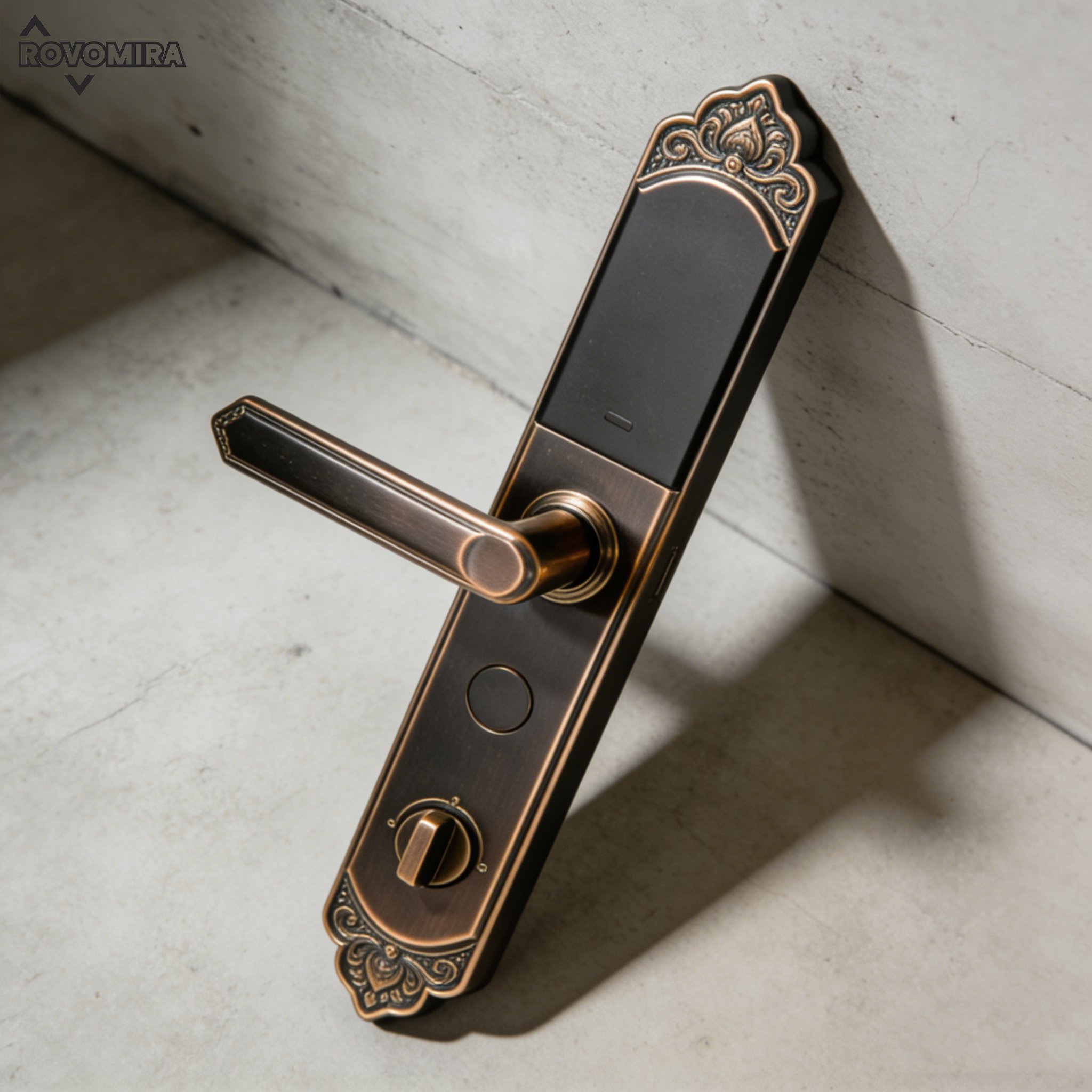 กุญแจประตูเหล็ก