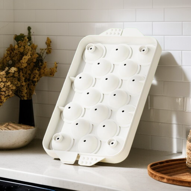 家庭用アイスホッケー丸型製氷モールド蓋付き