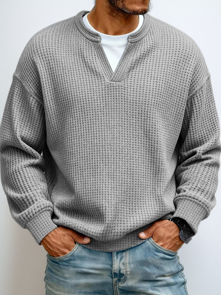 シンプルデザインのメンズTシャツディテール