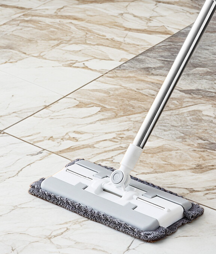 交換可能なハンドフリーモップで簡単床掃除