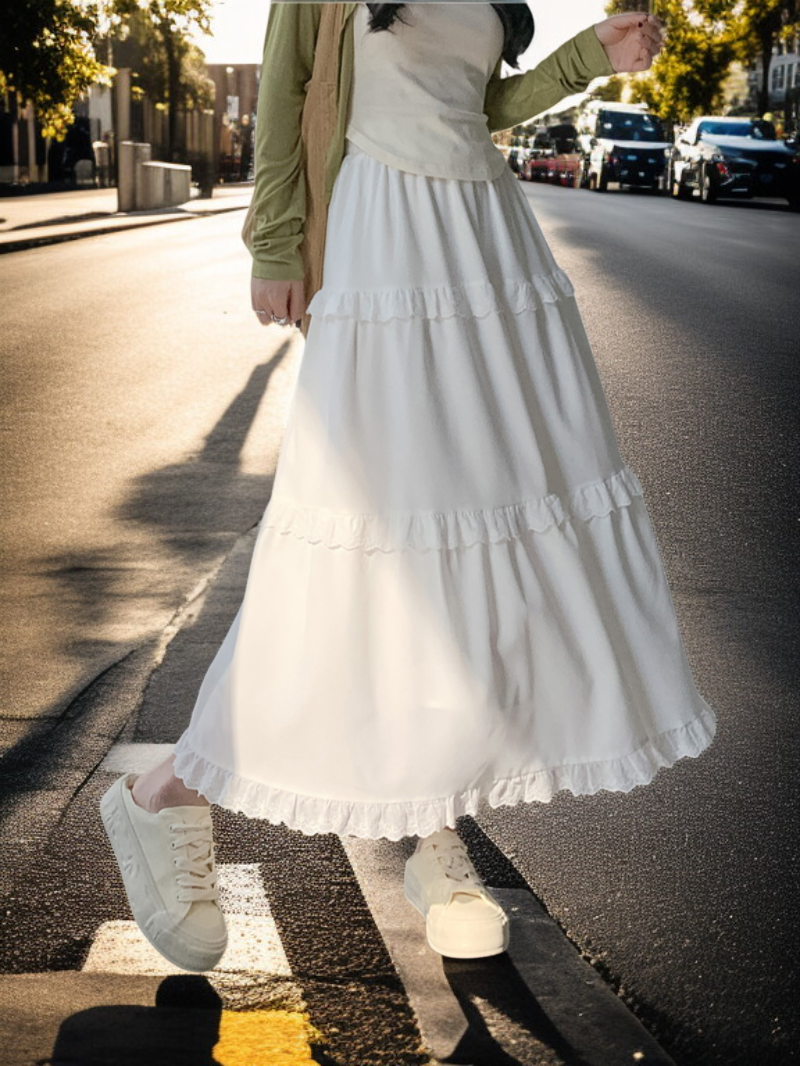 白色高腰蛋糕裙