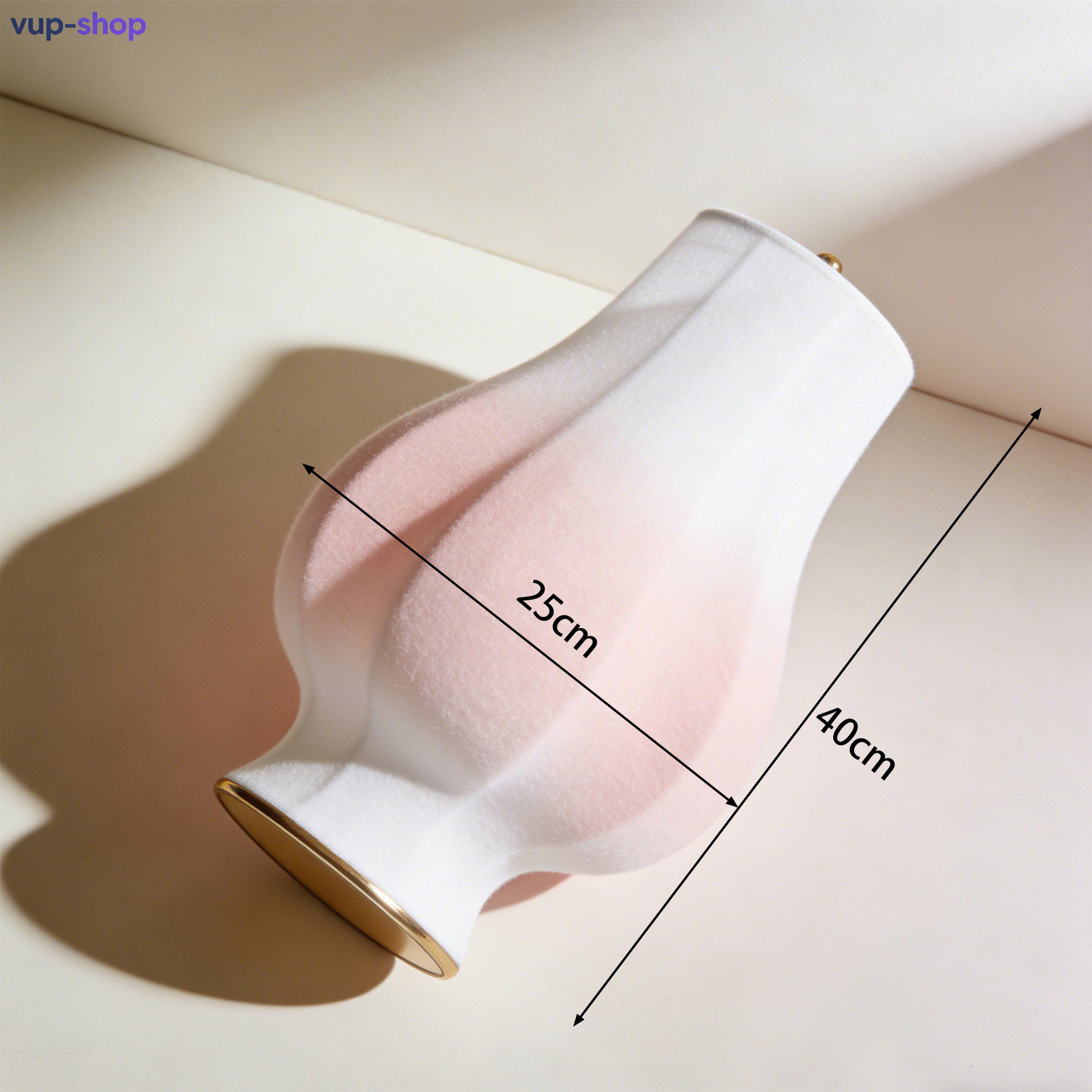 臥室創意燈罩柔和光線效果