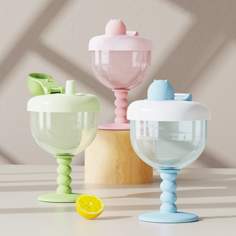 可愛嬰兒學飲高腳吸管杯（帶刻度）