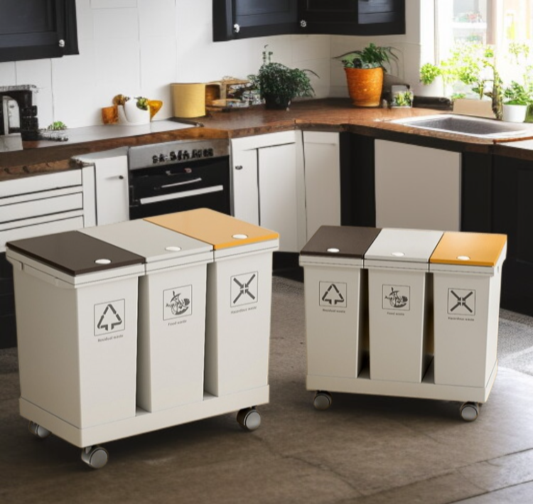 휴지통 뚜껑 클로즈업 이미지