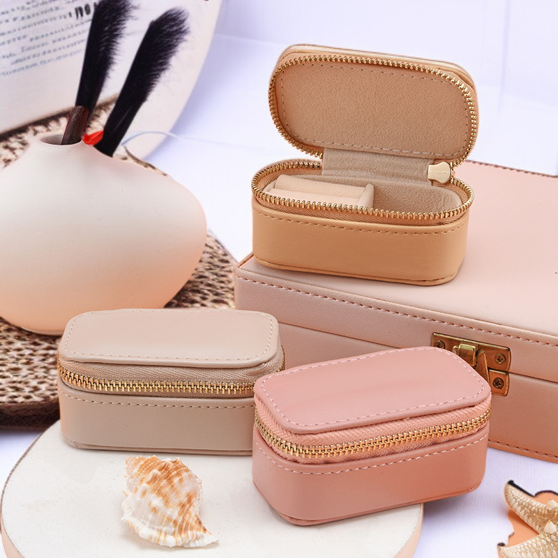 Portable Mini Jewelry Organizer, Travel Earring Ring Box, Lightweight Luxurious Design