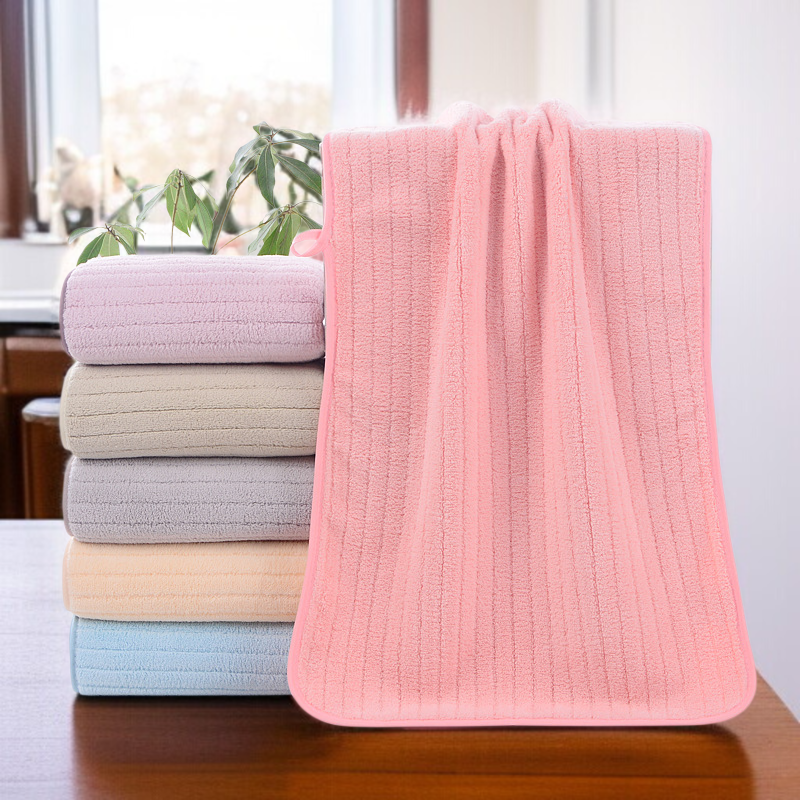 코랄 잔 가느다란 타월